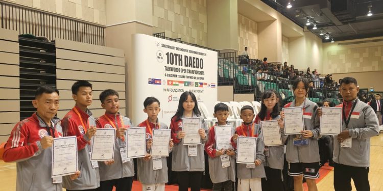 Pelatih Bayangan Membantu Taekwondo Kharisma Bangsa Meraih 8 Medali Kejuaraan Daedo