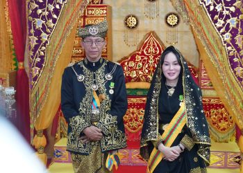 Kepala dan Wakil Kepala BP Batam Resmi Menjadi Dato di Kota Batam oleh LAM Kepri