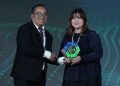 XLSMART Menerima Penghargaan di Bidang ESG, Layanan Pelanggan, dan Teknologi