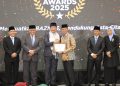 Amsakar Achmad Terima Penghargaan BAZNAS Award 2025 Dukung Gerakan Zakat Nasional