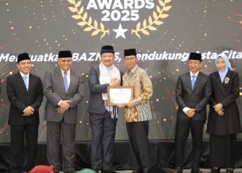 Amsakar Achmad Terima Penghargaan BAZNAS Award 2025 Dukung Gerakan Zakat Nasional